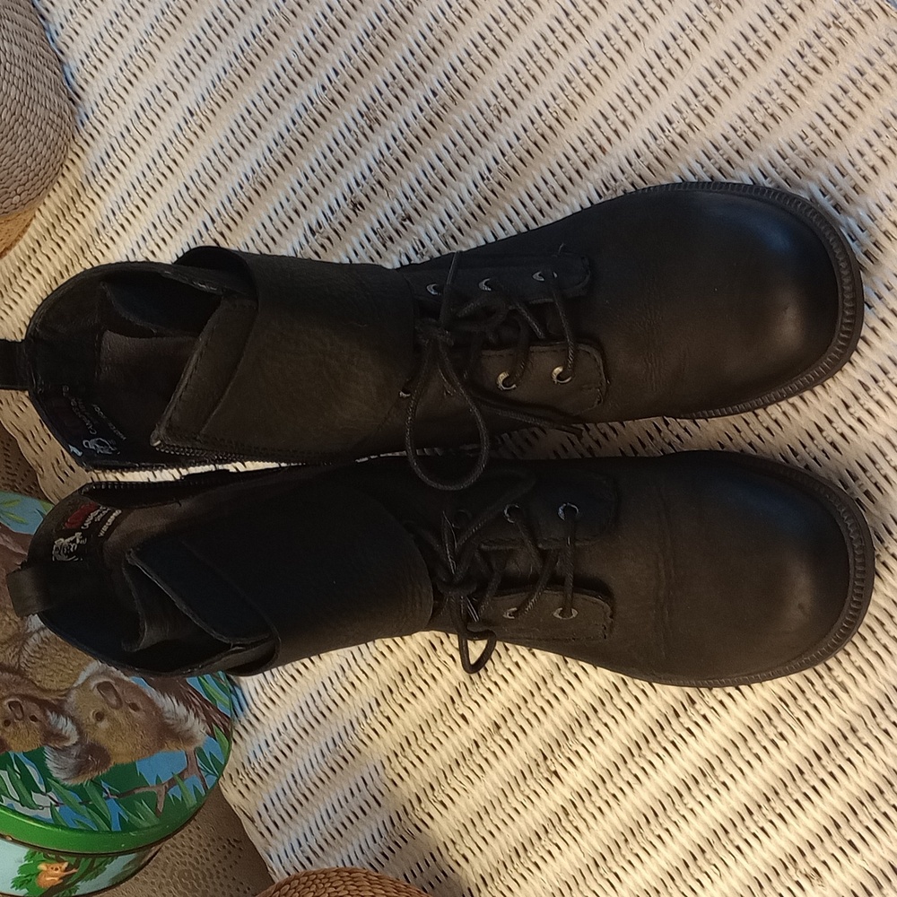 Womens Black Leather Kodiak Callwood Cuff Boots